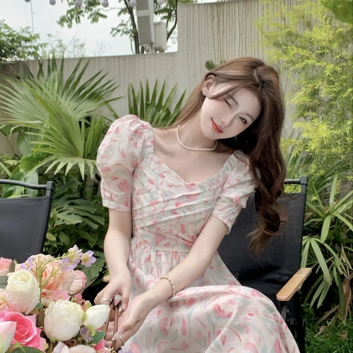 

Summer French V-neck Bubble Sleeves Sweet And Gentle Tulip Fragmented Flowers Cover The Body And Show Thin Large Long Dress