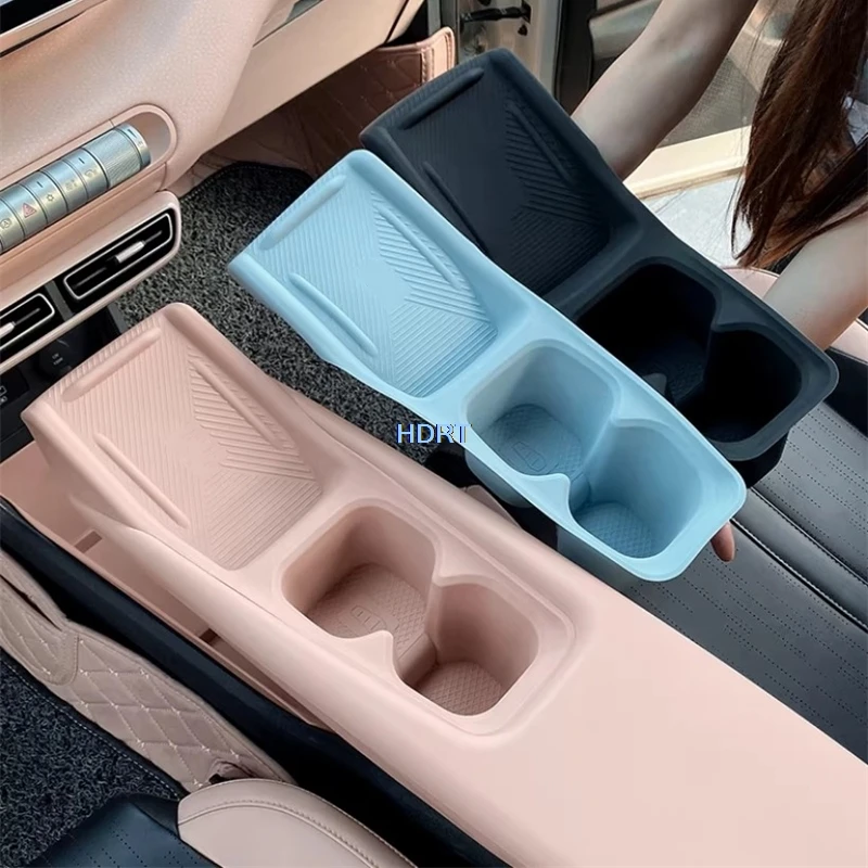 

Для BYD Atto 1/Seagull/Dolphin Mini/Dolphin Surf 2023+ — Накладка-коврик на центральную консоль автомобиля с противоскользящим покрытием для подстаканника и отсека для хранения