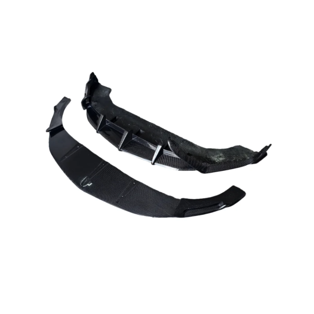 

For Modifies New TOP Style Carbon Fiber Front Lip Front Shovel for Lamborghini URUS S Body Component Modification