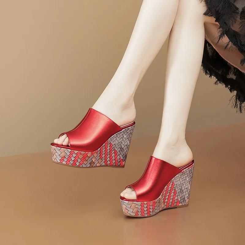 

2025 New Women Wedges High Heels Slippers Women Designer Platform Sandals Trend Comfortable Slip on Slippers Summer Сандалии