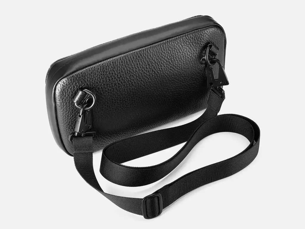 Small Man 131 Essential Pouch High Qquality Designer Soft Pu Mens Ccrossbody Bag