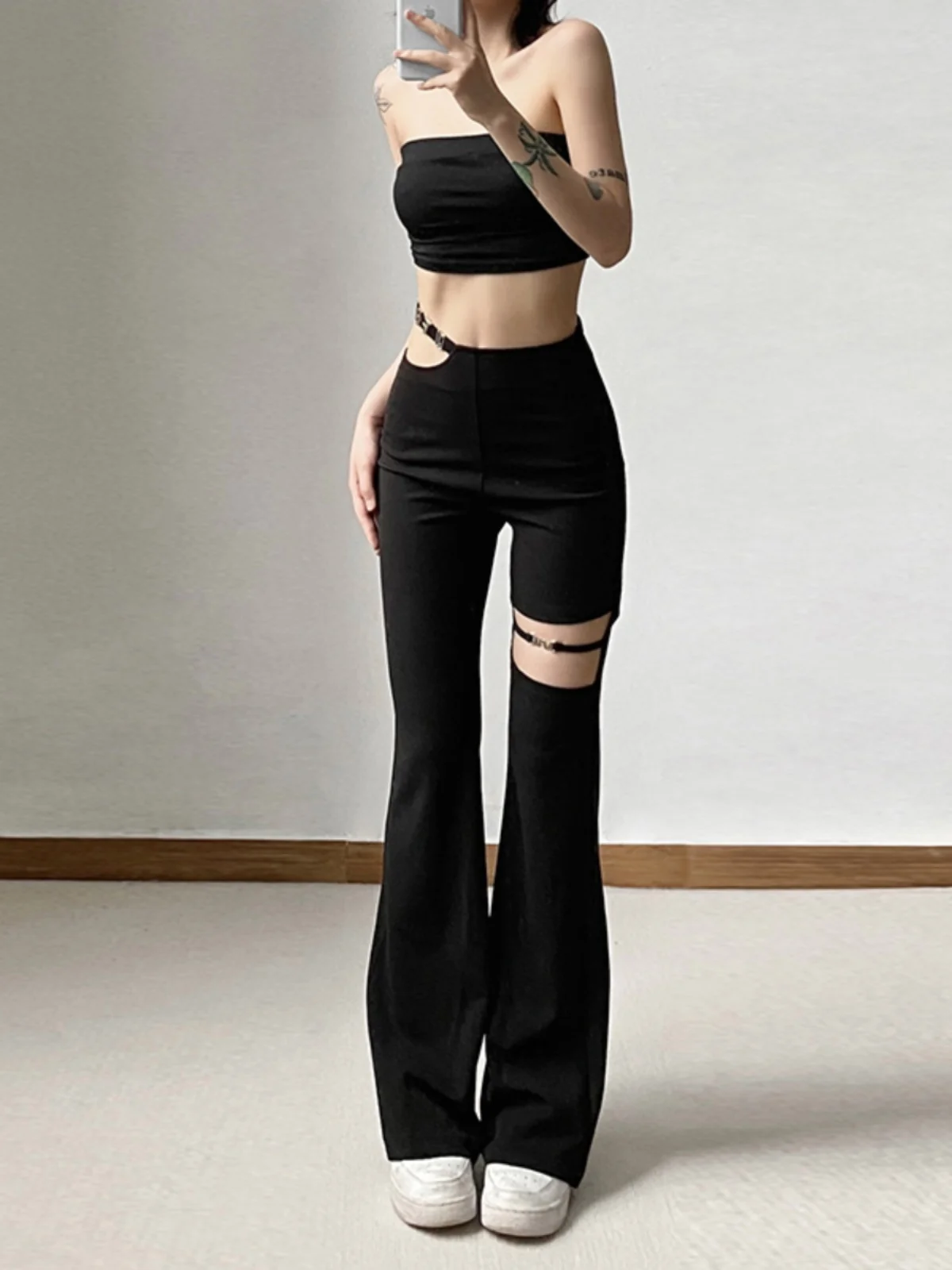 กางเกงขายาวทรงตรงสไตล์พังก์เท่ๆ เอวสูง ดีไซน์เว้า  แฟชั่นสตรีทแวร์สำหรับสาวมั่น  ผ้าโพลีเอสเตอร์