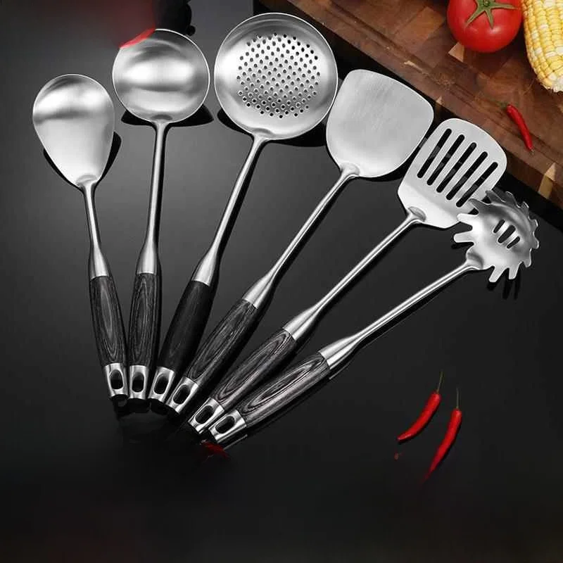 

304 Stainless Steel Black Ebony Wood Handle Soup Spoon Kitchen Utensils Heat Resistant Handle Strainer Fry Spoon Kitchen Supp...