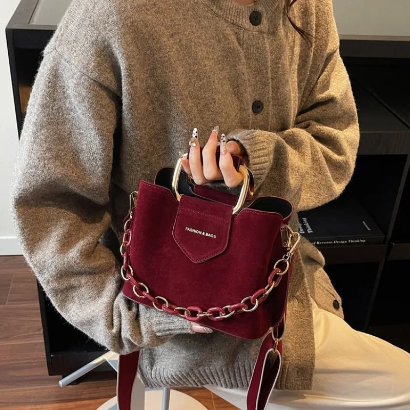 

Elegant Practical Diaper Bag Crossbody Mom Daily Work Baby Outing Exquisite Portable Trendy Sleek Sophisticated Chic Parenting