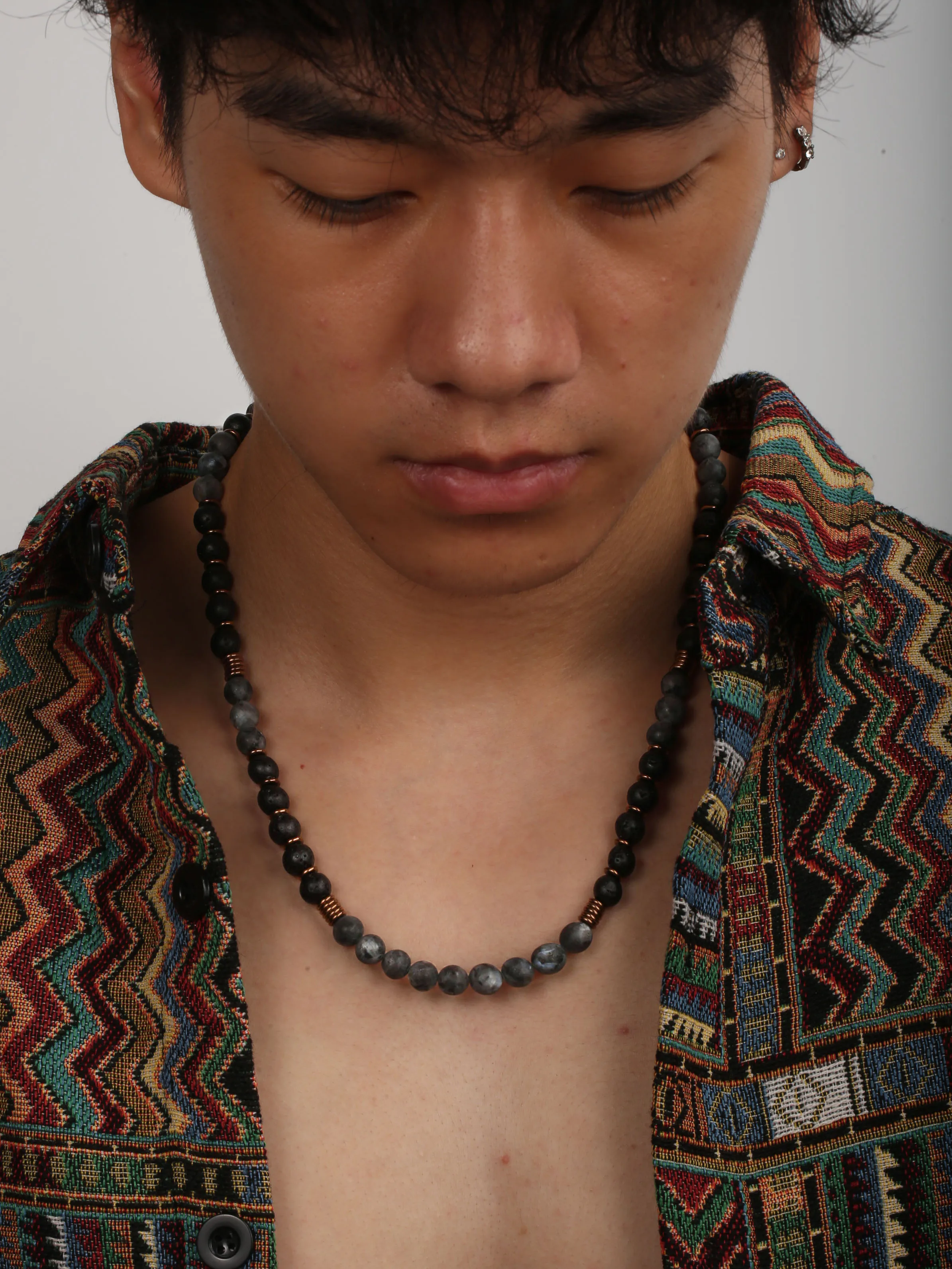 1PC Man's Retro Tribal Natural Flash Stone Necklace for Men Ethnic Black Lava Stone Long Beaded Necklace Man Jewelry