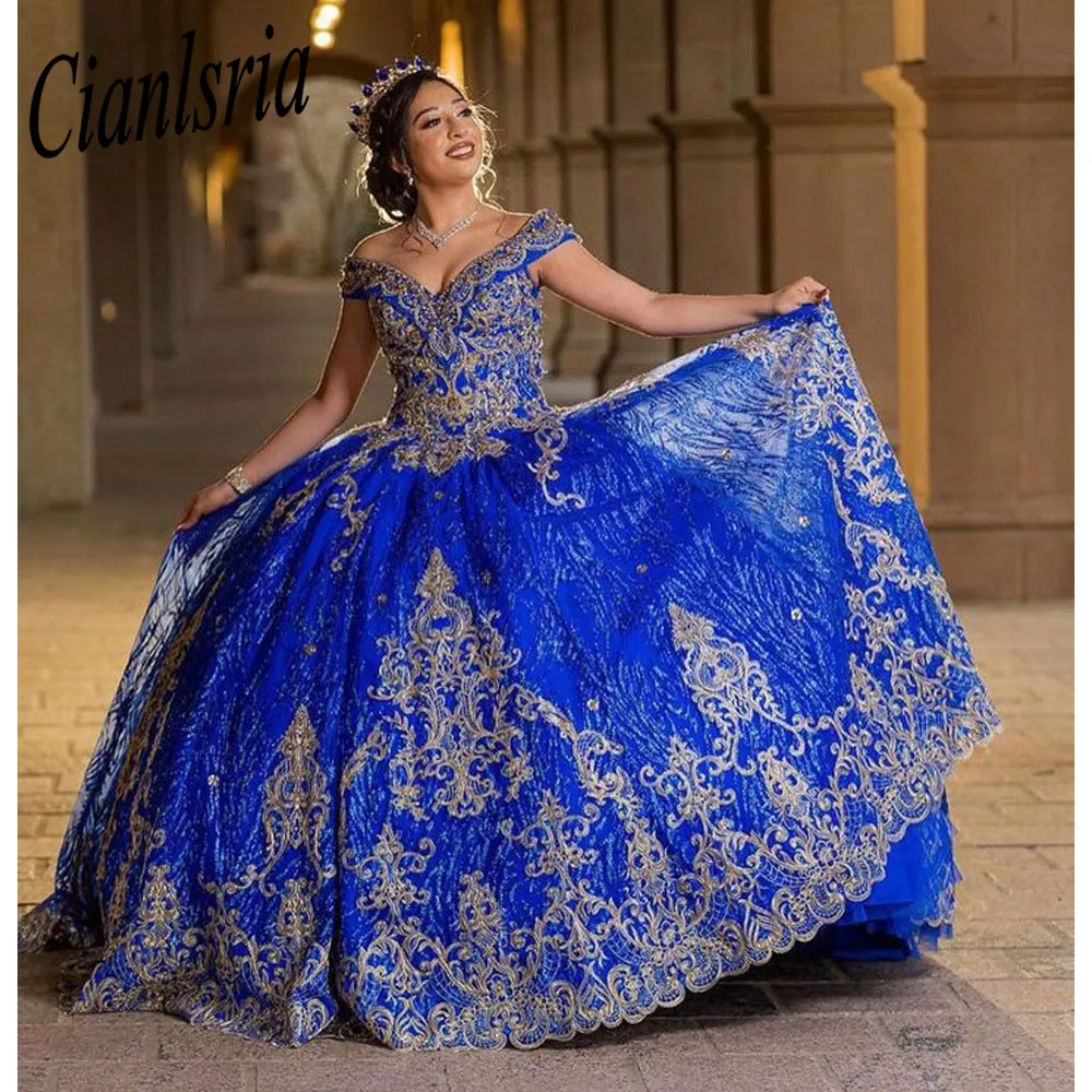 

Королевское синее платье Quinceanera с 3D цветами и аппликациями 16, бальные платья для девочек с открытыми плечами, платья для выпускного вечера на шнуровке