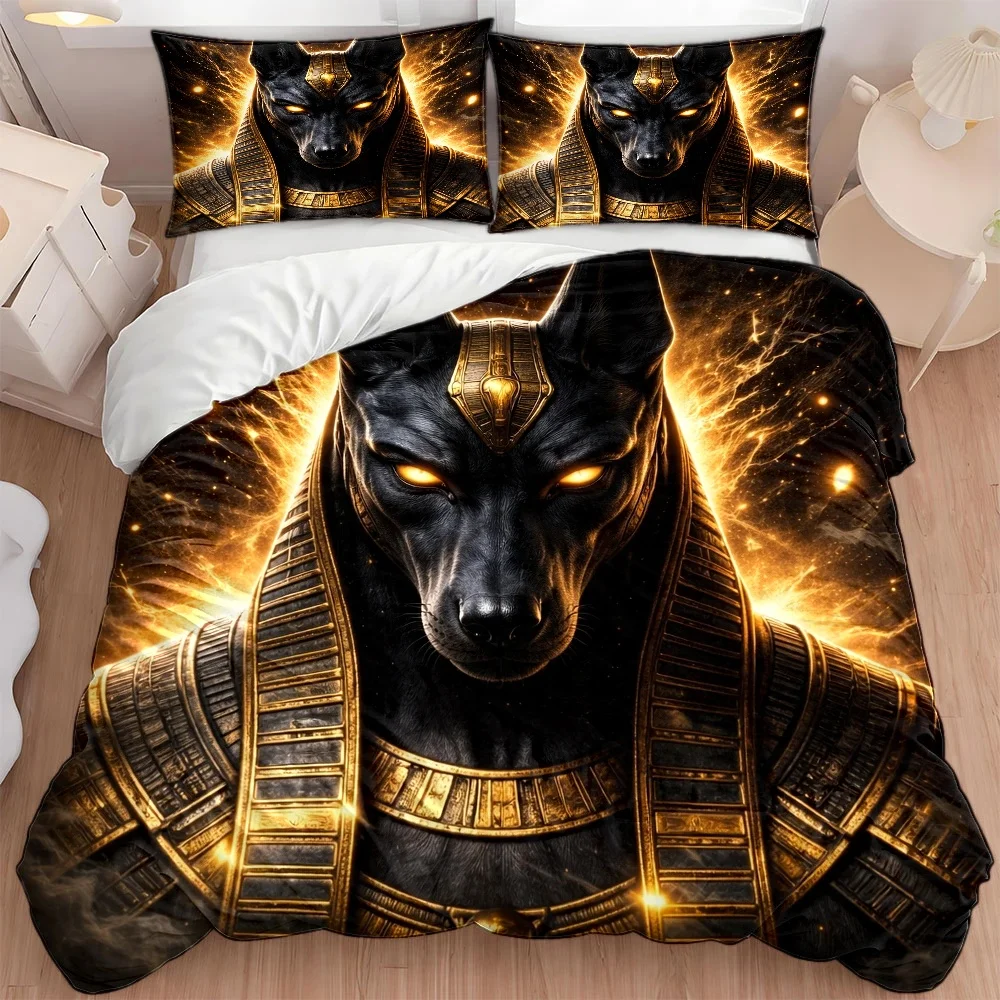 3Pc Ancient Egyptian Anubis Themed Duvet Cover Set, Three-Piece Bedding Set (1*Duvet Cover + 2*Pillowcases), Suitable for All Seasons, Machine Washable, Invisible Zipper Double Bed Cover, Suitable for Home, Dormitory, Master Bedroom, Guest Room, Large Size Bedding Set, Retro Mythological Style Bed Cover Set, Wear-Resistant and Skin-Friendly Bedding Set, Egyptian Element Duvet Cover, Light Luxury Black and Gold Decorative Bedding Set 2D Flat Print