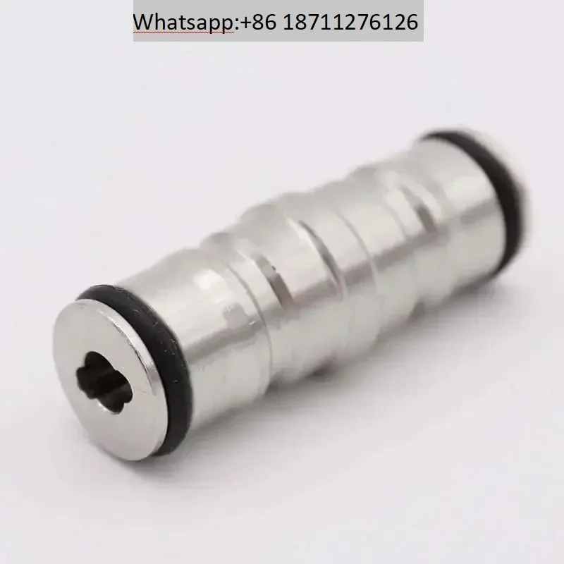 le-cavalier-de-verrouillage-a-bille-en-acier-inoxydable-304-fabrique-par-10-pieces-avec-une-colonne-de-verrouillage-a-double-tete-est-utilise-pour-nettoyer-le-connecteur-rapide