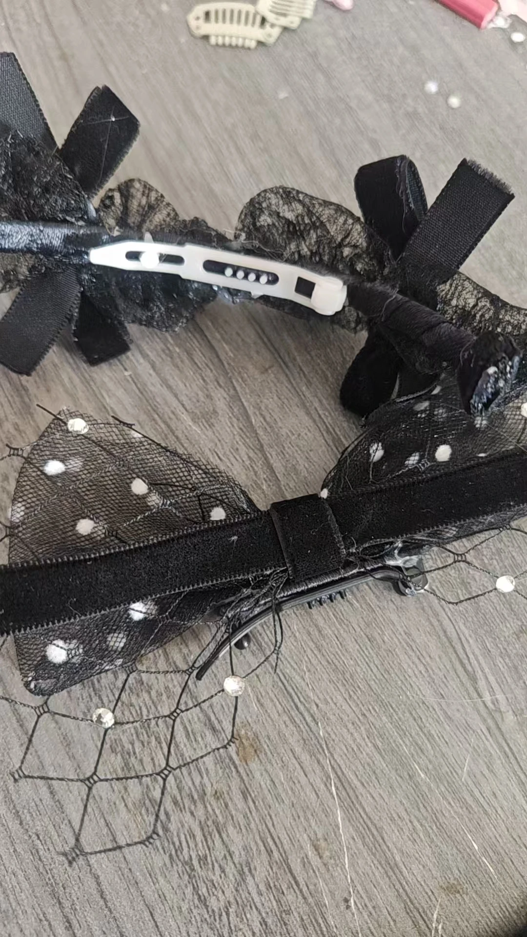 Lazo para perro hecho a mano, suministros para mascotas con perlas de diamante, lazos para el pelo para mascotas, accesorios de aseo para cachorros y perros pequeños