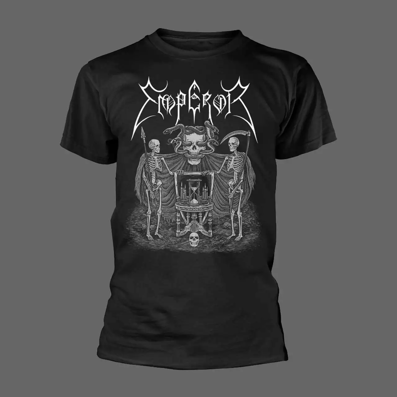 تي شيرت رياضي عصري بأكمام قصيرة لعام 2026 بطبعة معدنية سوداء، أنيق ومسامي، مناسب للارتداء اليومي #1