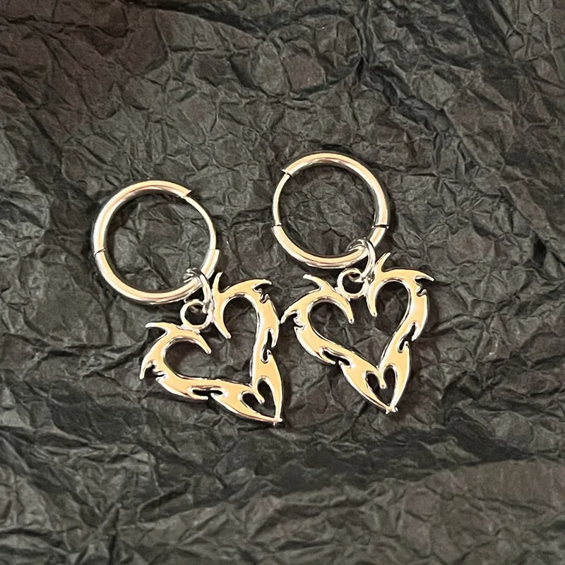 Goth Thorn Heart Earrings Korean Fashion Cross Earrings for Women Punk Charms Earring Grunge Jewelry Hip Hop Vintage Accessories
