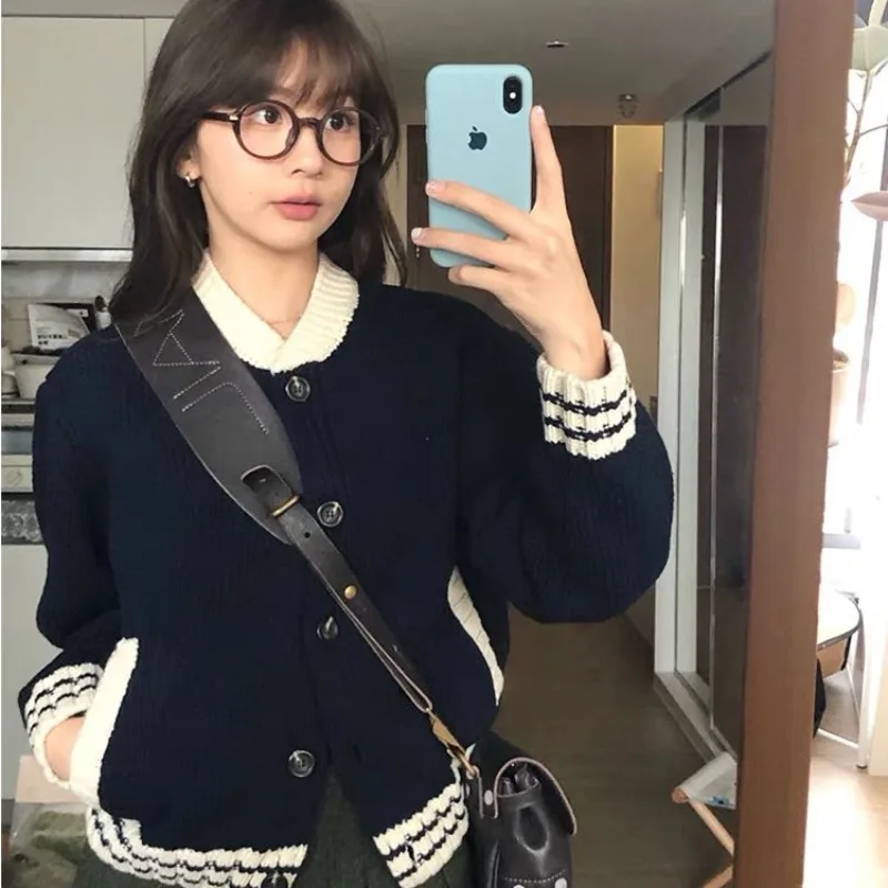 Deeptown Vintage wanita, Sweater rajut Harajuku mode Korea kardigan berkancing bergaris Preppy longgar musim gugur rajut kasual