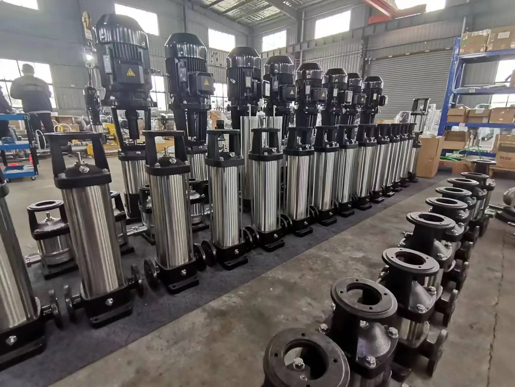 

Vertical Pipeline Pump 15kw Multistage High Pressure Jockey Water Pump For Industrial Water Circulation