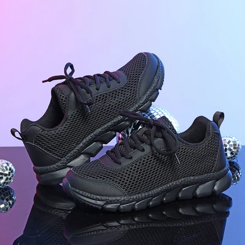 2024 Women Lace-up Sneakers Couple Fashion Casual Running Shoes Man Mesh Fabric Breathable Sports Shoes Spring Summer Versatile