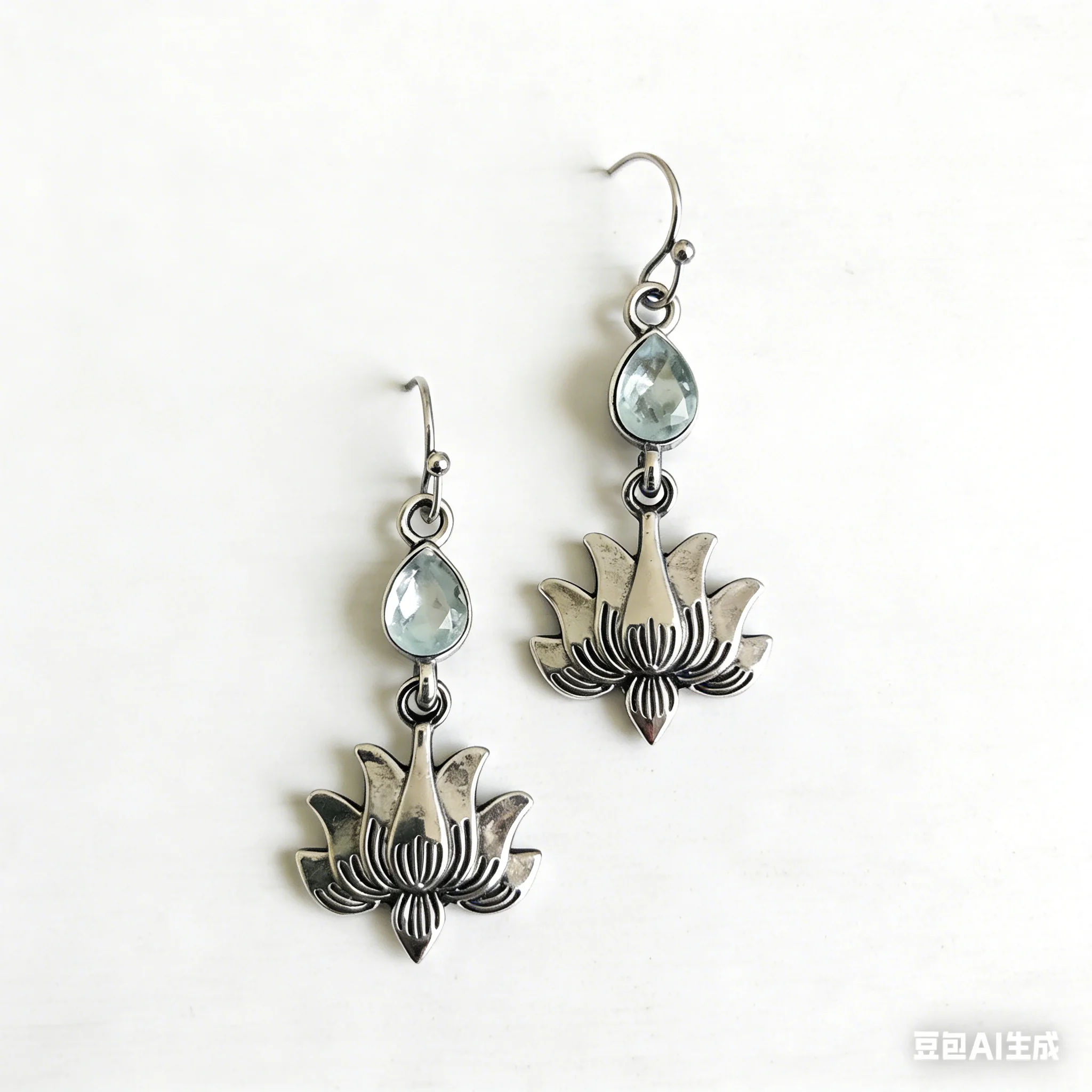 Vintage Lotus Droplet Pendant Earrings for Women, Anti Allergy Bohemian Style Accessories, New Chinese Luxury, Daily Commuting