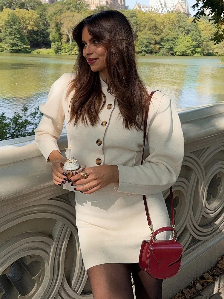 HH Zomer Vrouwen Elegante Single Breasted Lange Mouw O-hals Trui + Casual Gebreide Elastische Taille Effen Mini Rok Set Mujer