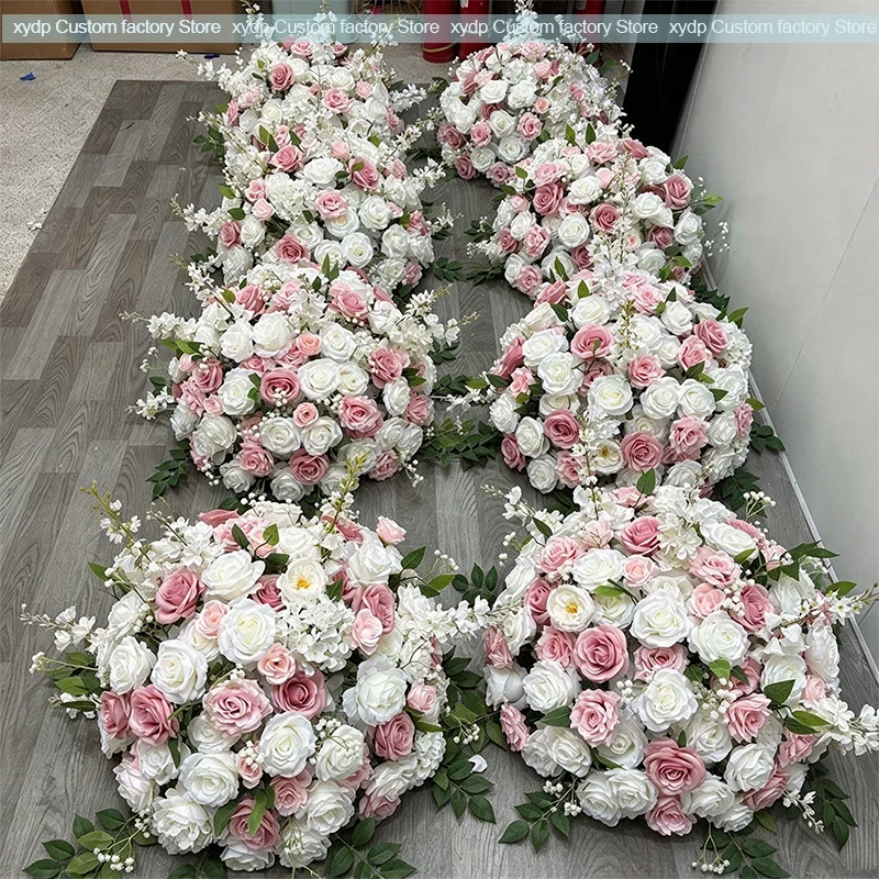 Künstliche rosa-weiße Rosen, Tischdekoration für Hochzeiten, Blumenkugel, Blumenarrangement, Blumen-Hintergrund für Hochzeiten, Party- und Empfangsdekoration. – Detail 2