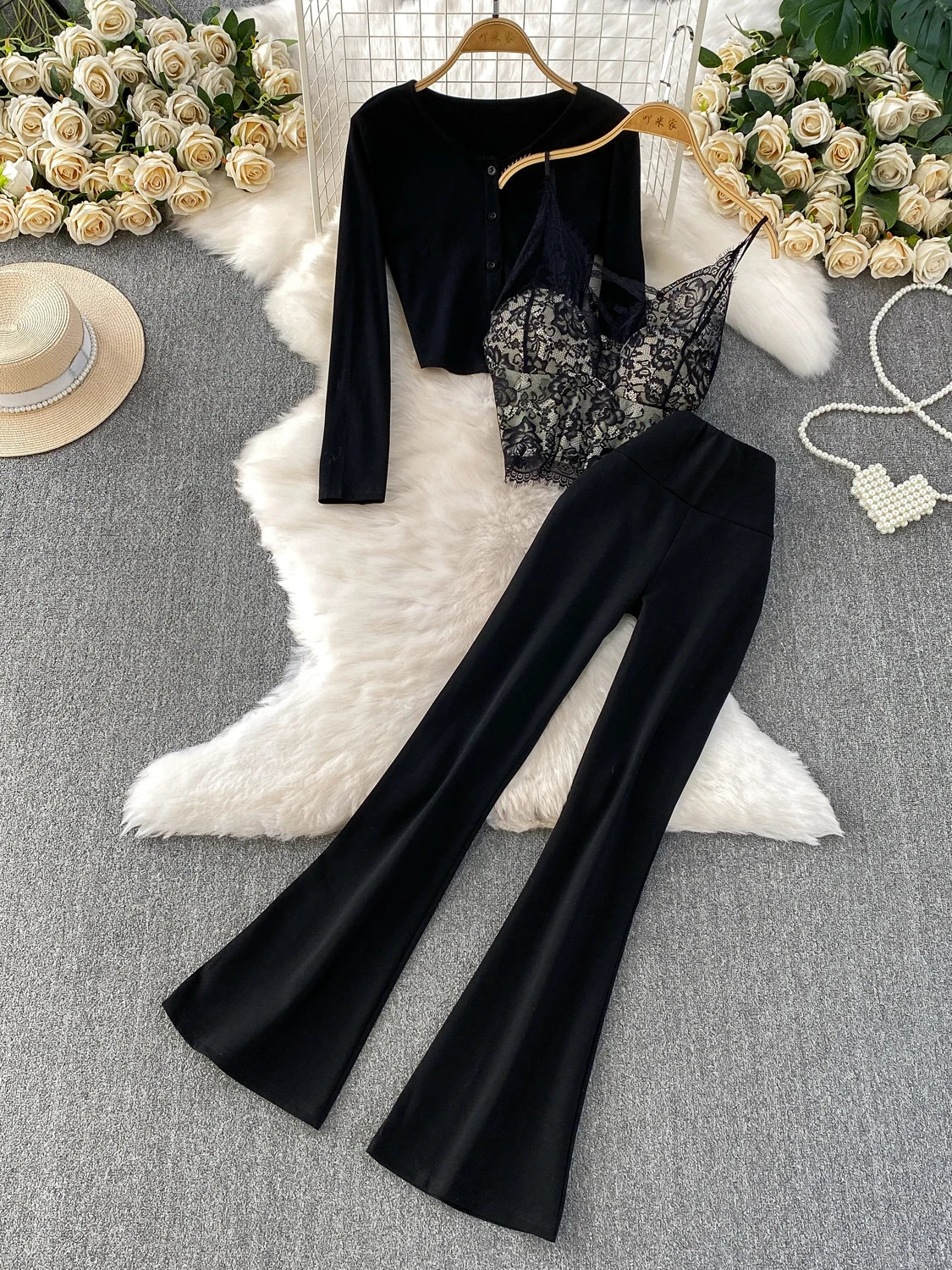 

Пряная девушка Sle ort round Ne Вязаный кардиган Сексуальный кружевной ремень для похудения Bell Bot Комплект футболок Faionable Casual O...