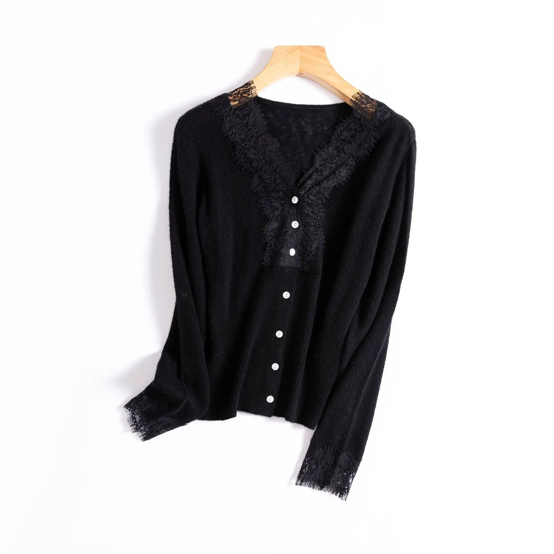 Winsleter-60.1%ขนแกะ 8%แคชเมียร์เสื้อสเวตเตอร์หรูหรา,ผู้หญิง V คอลูกไม้เย็บปะติดปะต่อกัน,ฝรั่งเศสถักเสื้อคาร์ดิแกน,ฤดูใบไม้ร่วง 2025 T58403CC