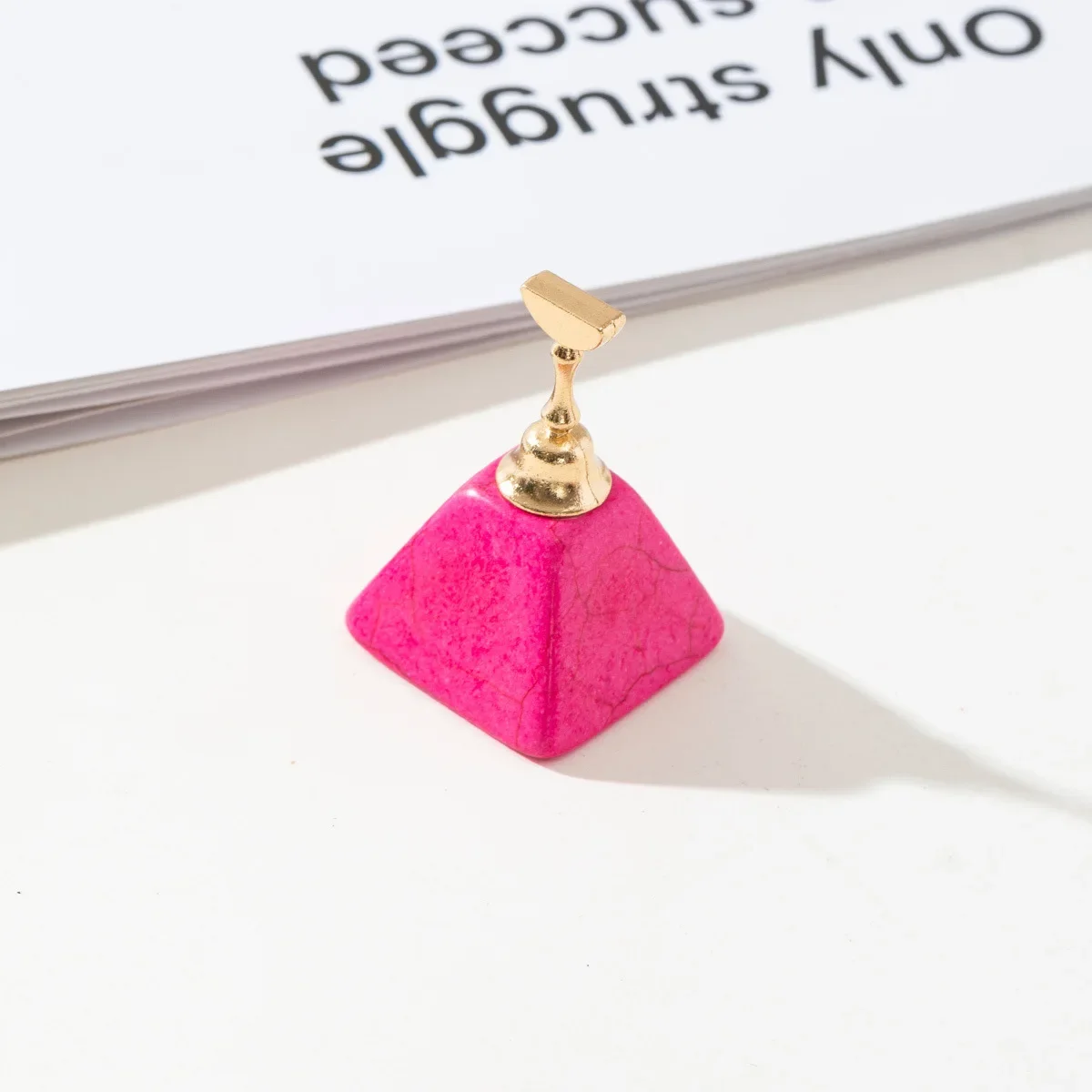 Magnetyczny stojak na tipsy turkusowa podstawa podpórka do ćwiczeń paznokci uchwyt do treningu palców do manicure DIY salon paznokci