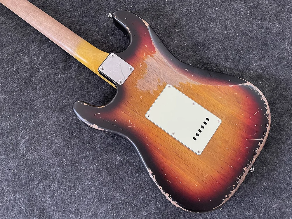 High-quality vintage style electric guitar Alder body Maple neck Rosewood fretboard Free shipping view 6