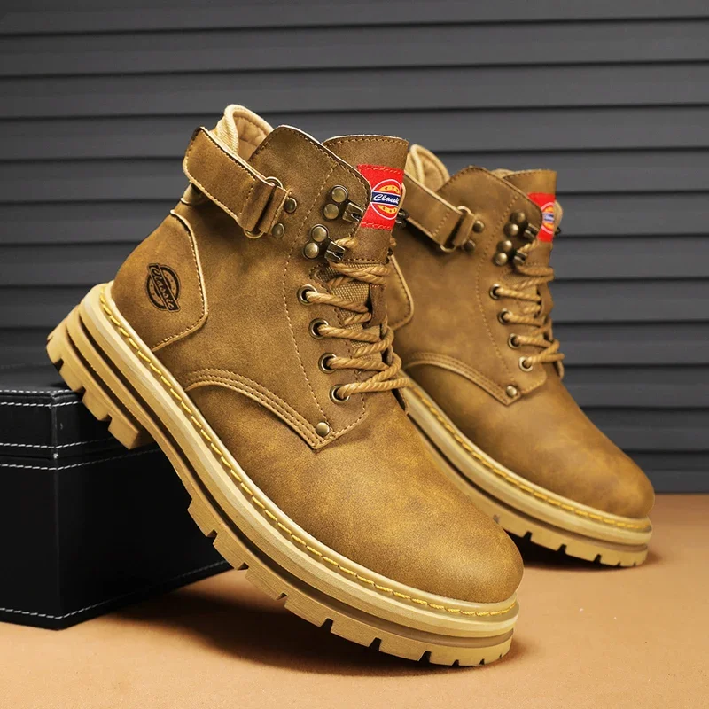 2024 New Big Yellow Boots Men\'s Boots Outdoor Thick Soled Workwear Boots Autumn High Top Shoes Short Tube Simple