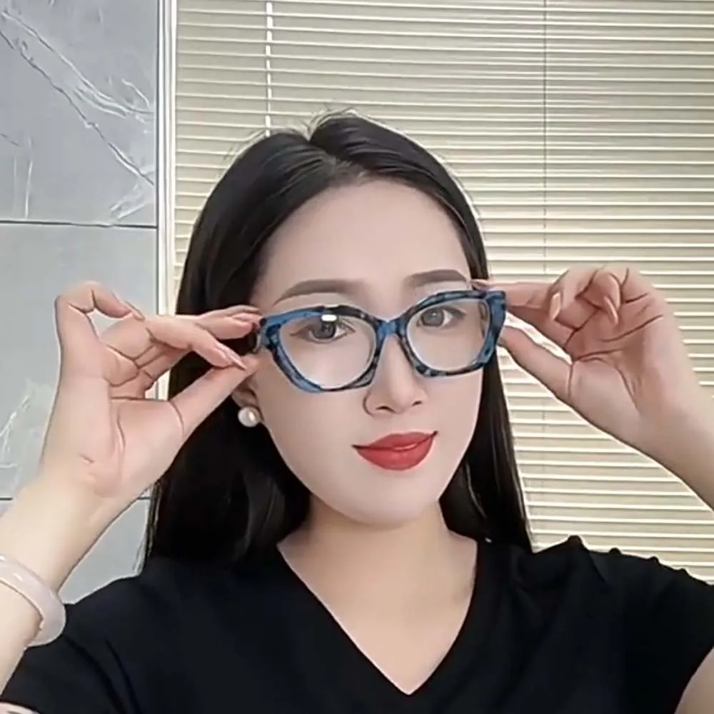 

Exaggerated Color Frame Reading Glasses Hip-hop Retro Butterfly Shaped Eyewear Waterproof Elastic Unisex Presbyopic Glasses