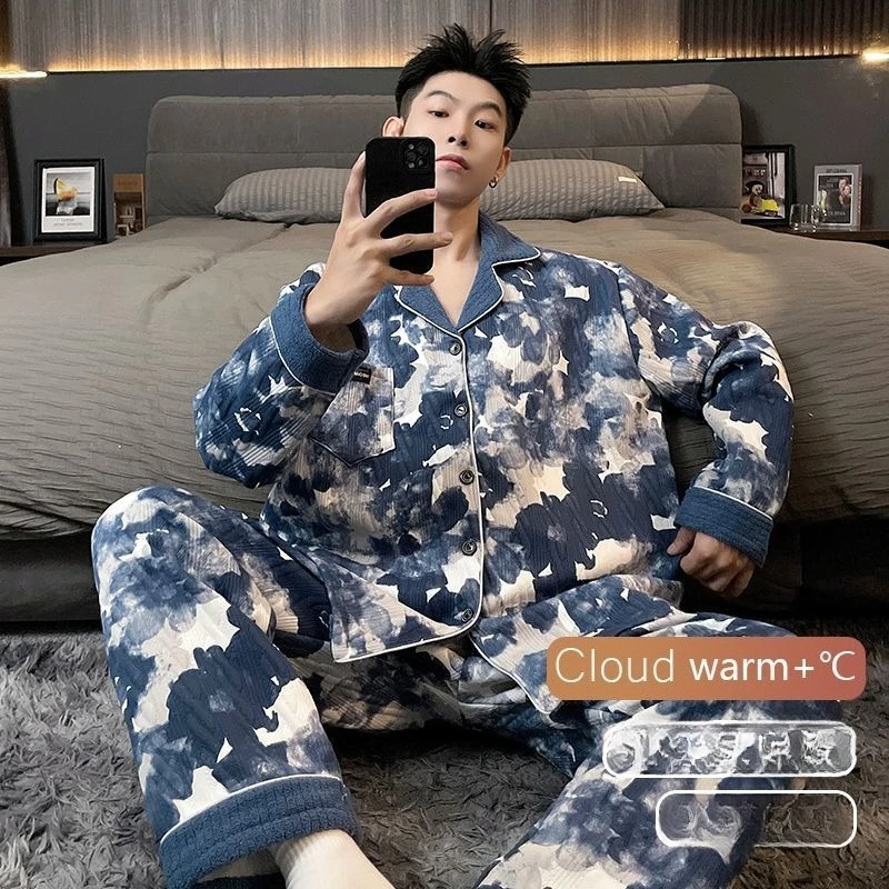 2026 بيجامة رجالية من القطن الهوائي الدافئ للشباب ومتوسطي العمر طقم ملابس للاستلقاء 145 كجم سترة ساندويتش قطن شتوي مقاس كبير ملابس داخلية