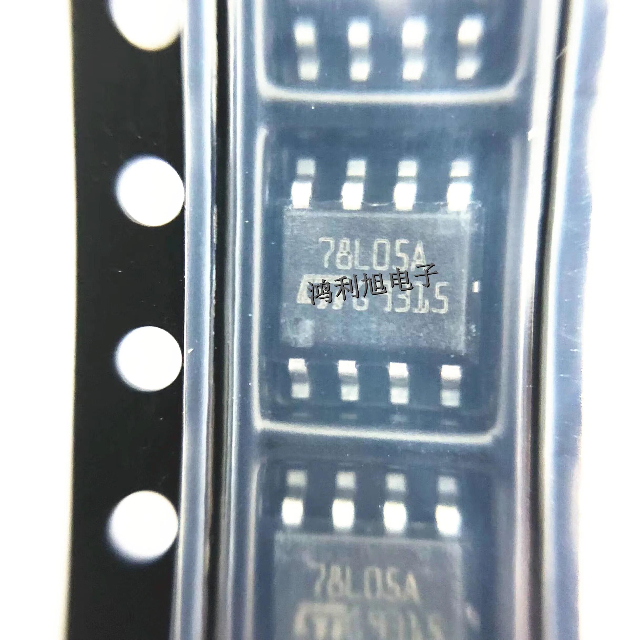 10PCS/Lot L78L05ACD13TR L78L05A MARKING 78L05A Standard Regulator Pos 5V 0.1A 8-Pin SO N T/R