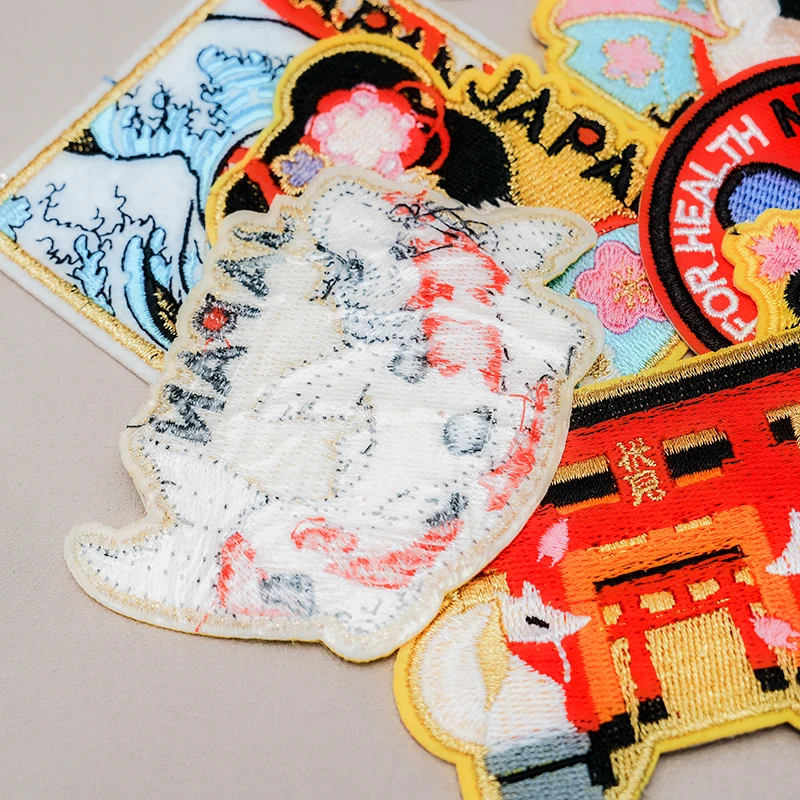 Japanese Cultural and Creative Embroidery Iron On Patches Humanistic Landscape Singer Emblem DIY Clothing and Hat Decoration