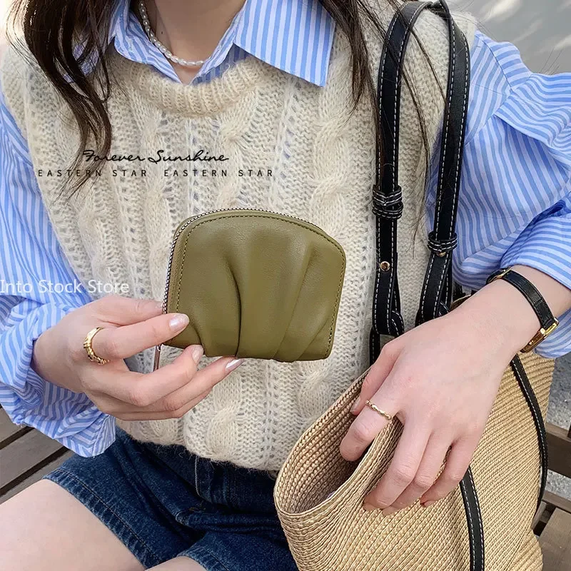 

Minimalist Women's Cute Compact Wallet - Solid Color Versatile Small Coin Purse - Stylish and Functional Accessory