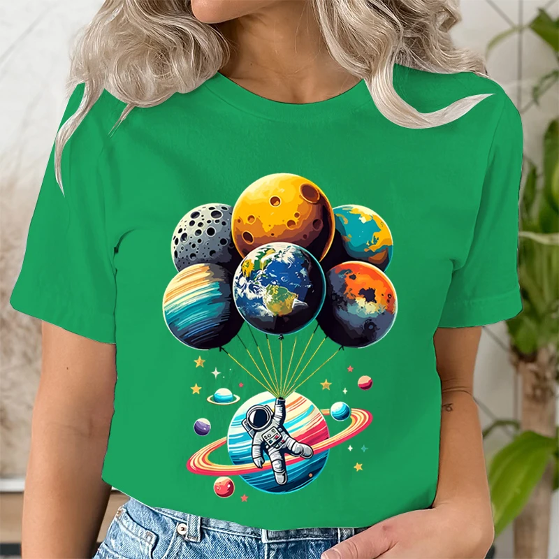 Women\'s Clothing Printed T-shirt Space Astronaut Solar System Astronaut Holding Planet Balloons Space Shirt Round Neck Funny Top