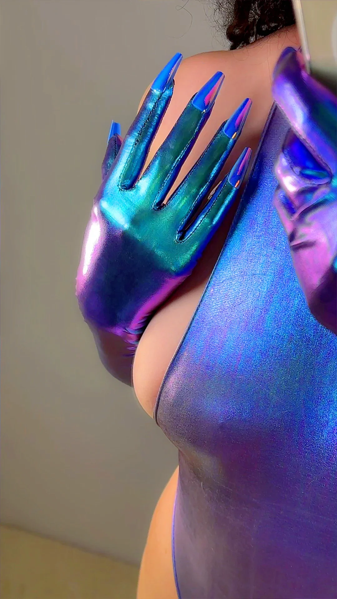 Metallic CLAW GLOVES with Nails HOLOGRAPHIC Blue 70CM Long Shiny Liquid Super Thin Elastic Evening Party Halloween Glove