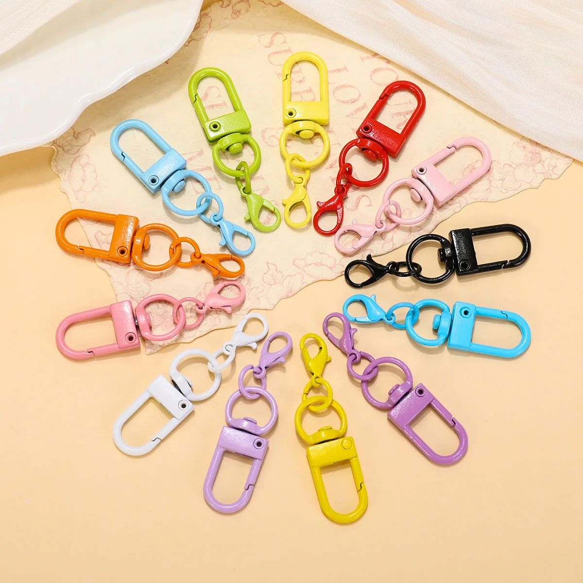 10/20/50 pcs Random Color Carabiner Clasp Key Chain Rotating Keyrings for DIY Key Chain Bags Pendants Accessories Wholesale  ﻿