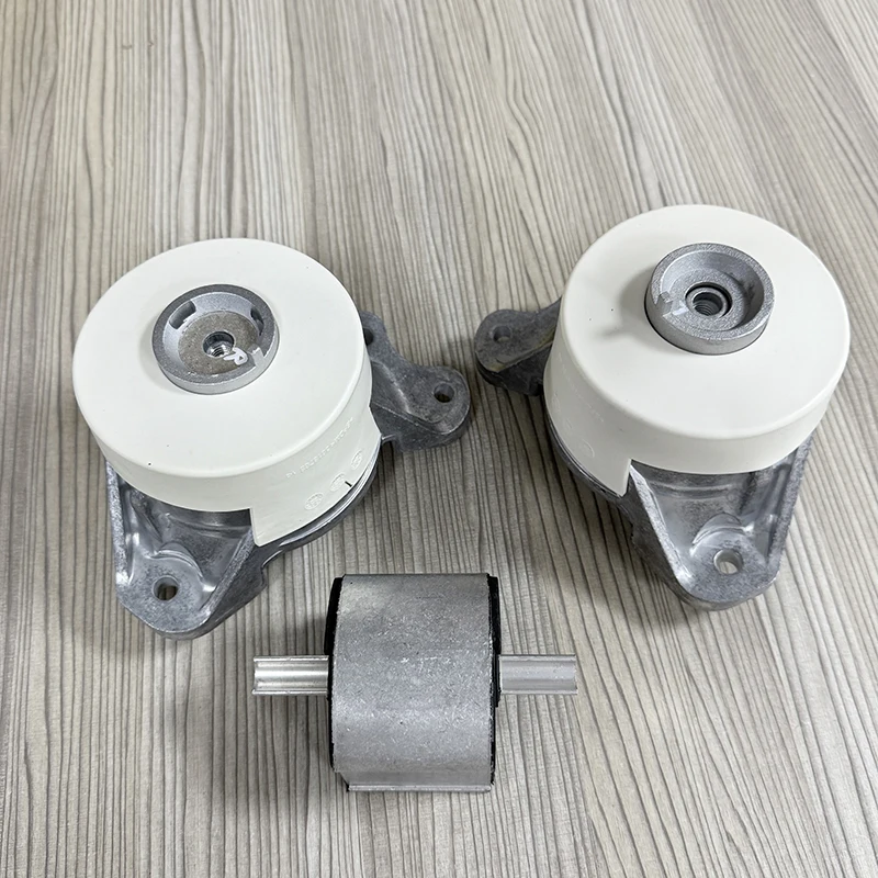 

3pcs 2052400800 2532401800 2132406100 For Mercedes Benz X253 GLC300 2020 year Engine Support Mount Transmission Mount Kit