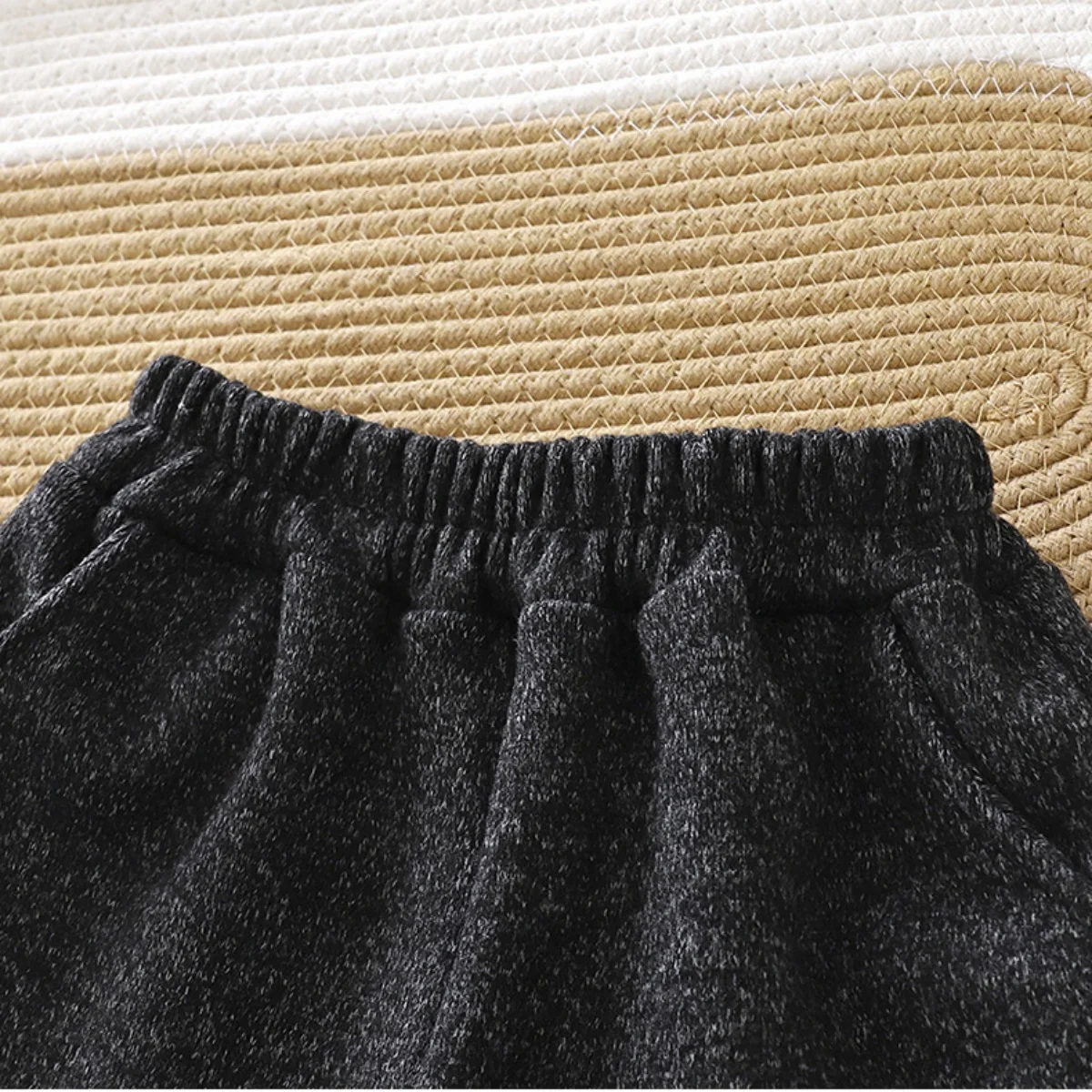 1-6 Jahre Herbst-Mädchenweste im Korea-Stil mit Rüschen und Spitze, O-Ausschnitt, Langarm-Oberteil, Weiche Elastische Taille, Kinderhose – Detail 8