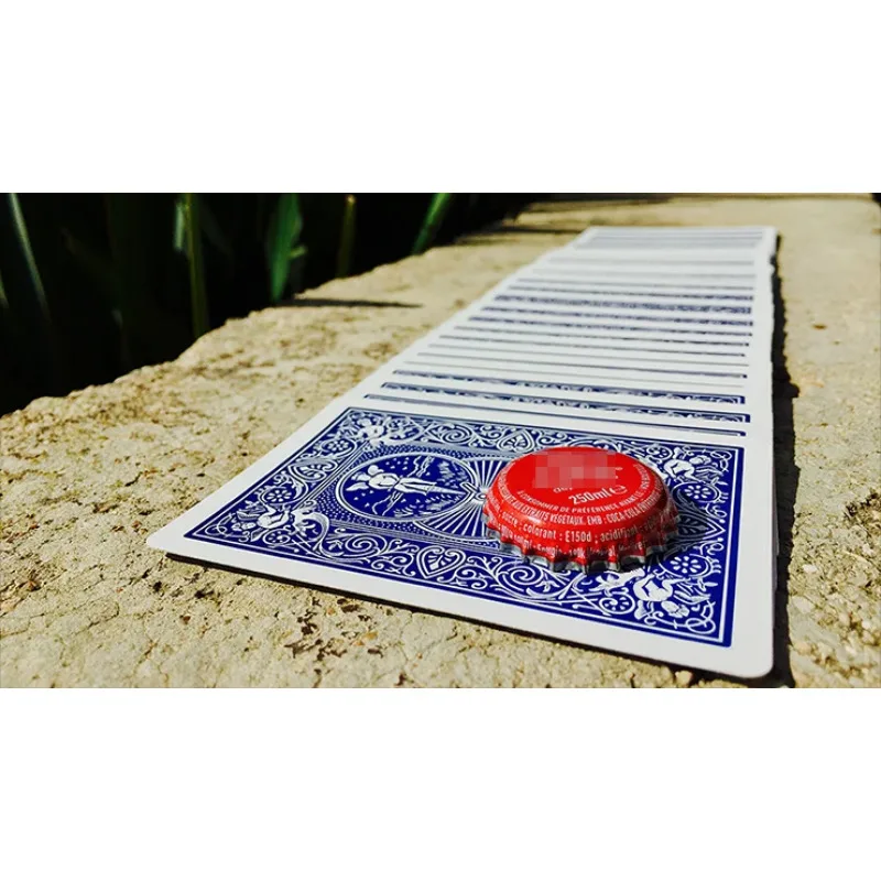 

Cap your Card by Olivier Pont Card Magic Tricks Close Up Magic Magie Magia Magicians Prop Illusion Gimmick +Tutorial