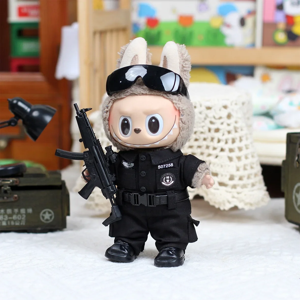 

For 17 Cm Ropa Labubu V1/v2/v3 Doll Clothes Outfit Cool swat Suit Sunglasses Police Uniform Doll Wearing for Labubu Accessories