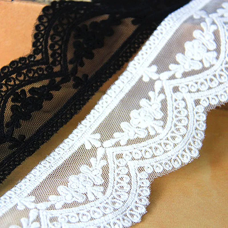 20 Yard Cotton Embroidery Lace For Dress Appliqued Netting Vintage Scallop Lace Tulle Embroider lace White and Black 5.5cm