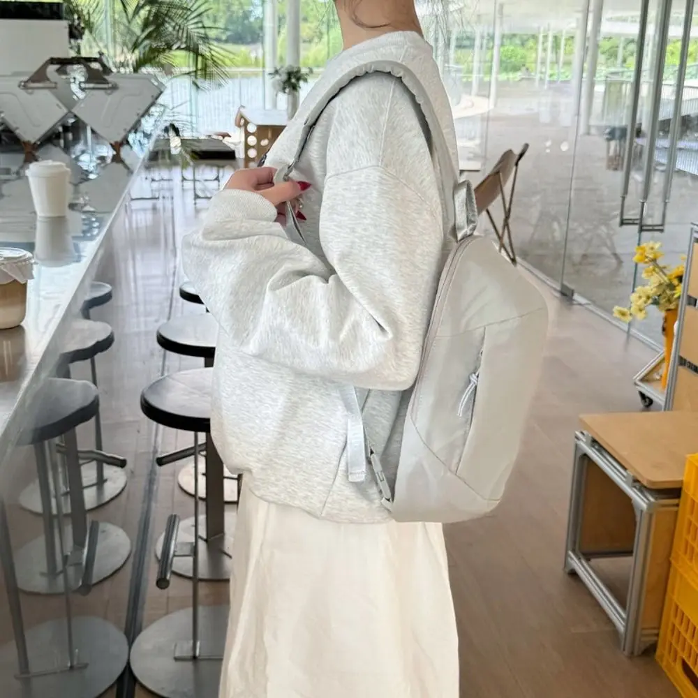 

Solid Color Nylon Shoulder Bag Large Capacity Multifunctional Sports Crossbody Bag Korean Style Lightweight Outdoor Chest Bag