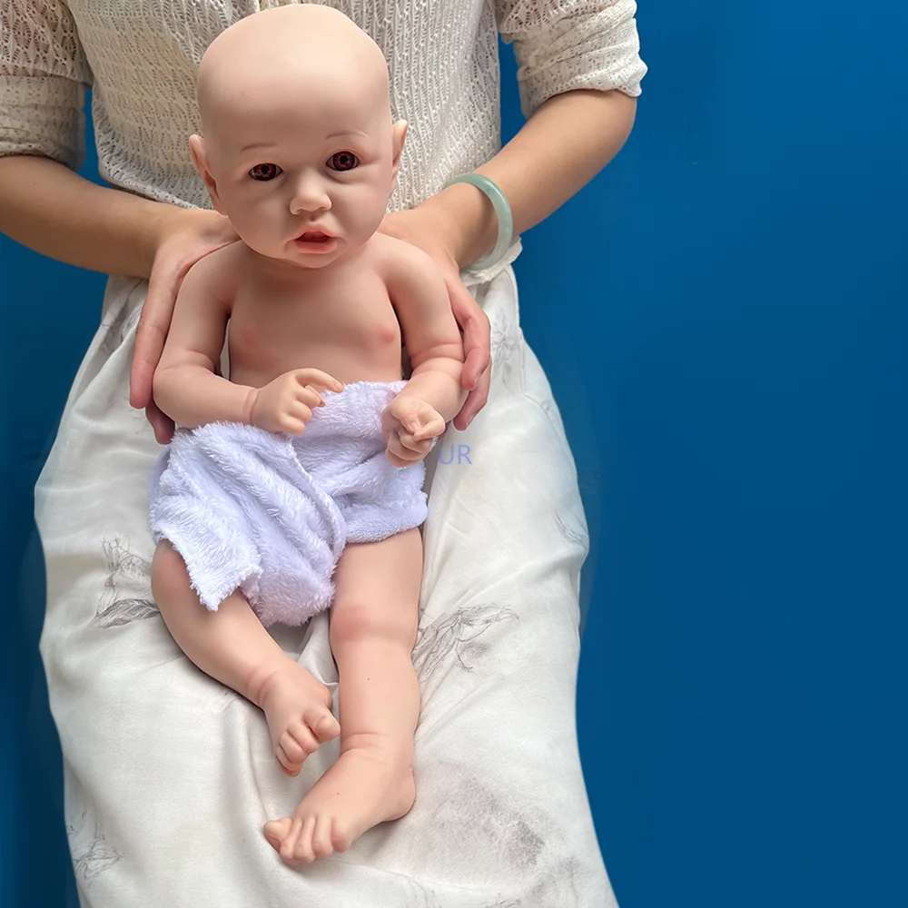 Afrykańska dziewczyna Prototyp Dark Skin Doll Zmywalna Super Miękka Czarna 17,5-calowa Silikonowa Zabawka Reborn Baby Non Vinyl Painted