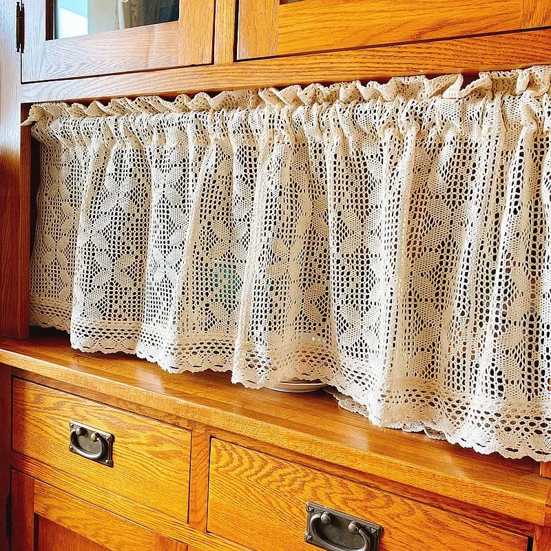 

1PCS Knitted Lace Tiers Short Curtains for Kitchen Cabinet Toilet Crocheted Beige Hollow Hole Lace Floral Door Cafe Decroation