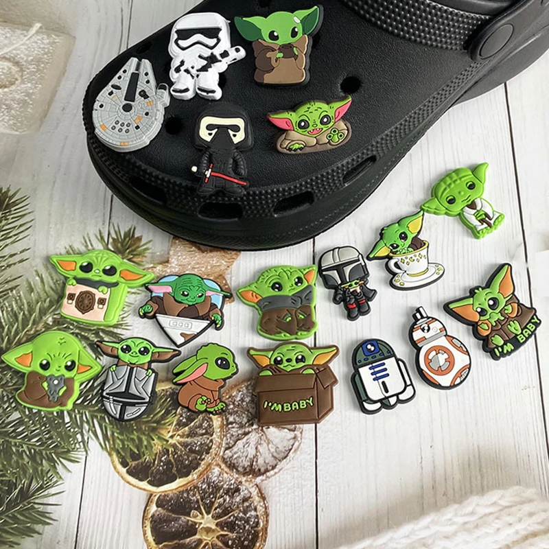 HEROCROSS Star Wars PVC Shoe Charms for Crocs Cartoon Figure Master Yoda Baby Youda DIY Accessory Crocs Jibitz Wholesale