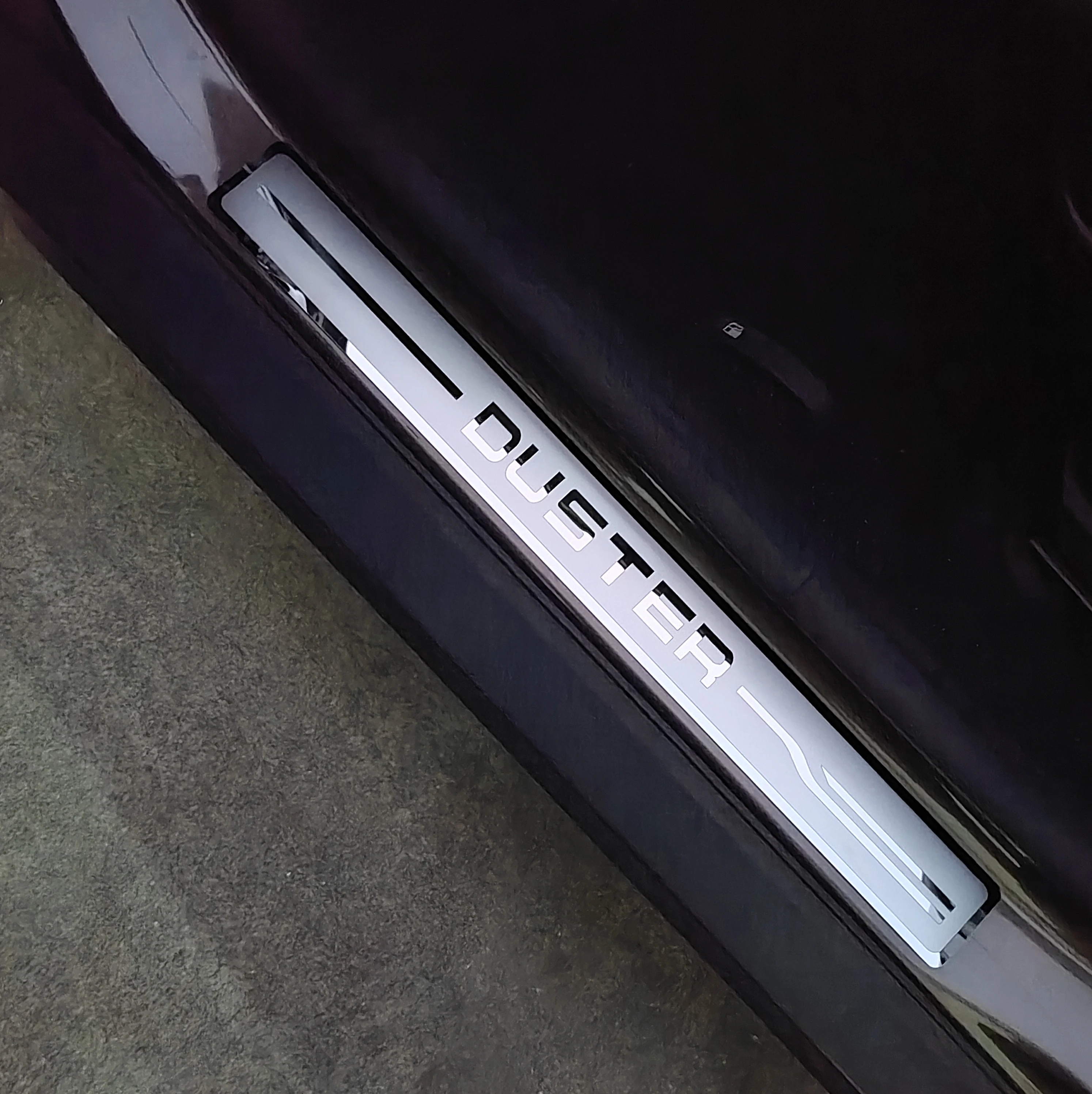 

Car Stainless Steel Door Sill Scuff Plate Stickers For Dacia Duster 2018-2023