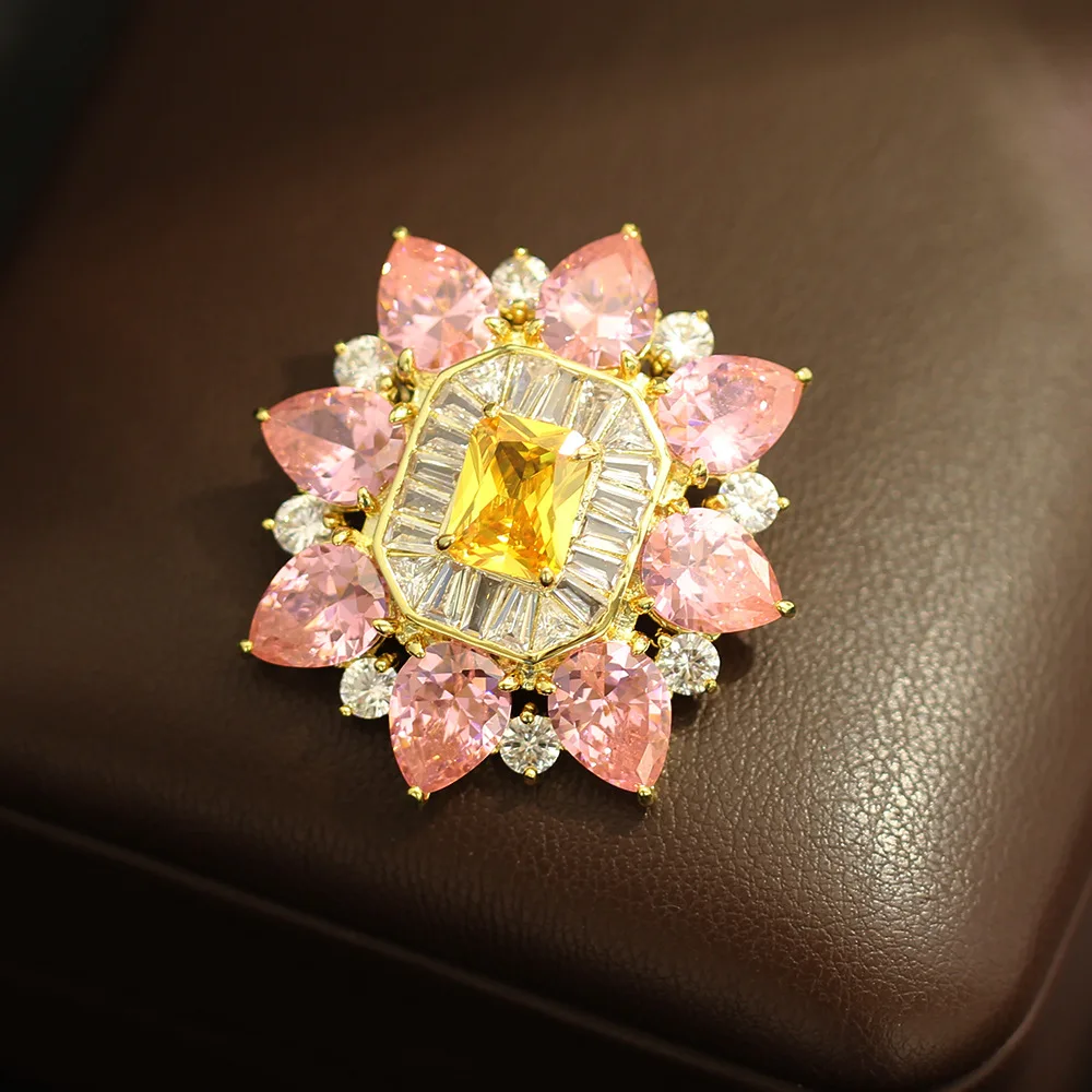 Luxury Pink and Blue Gemstone Sunflower Pendant Brooch Ladder Square Diamond Niche Design Suit Pin Accessories for Women