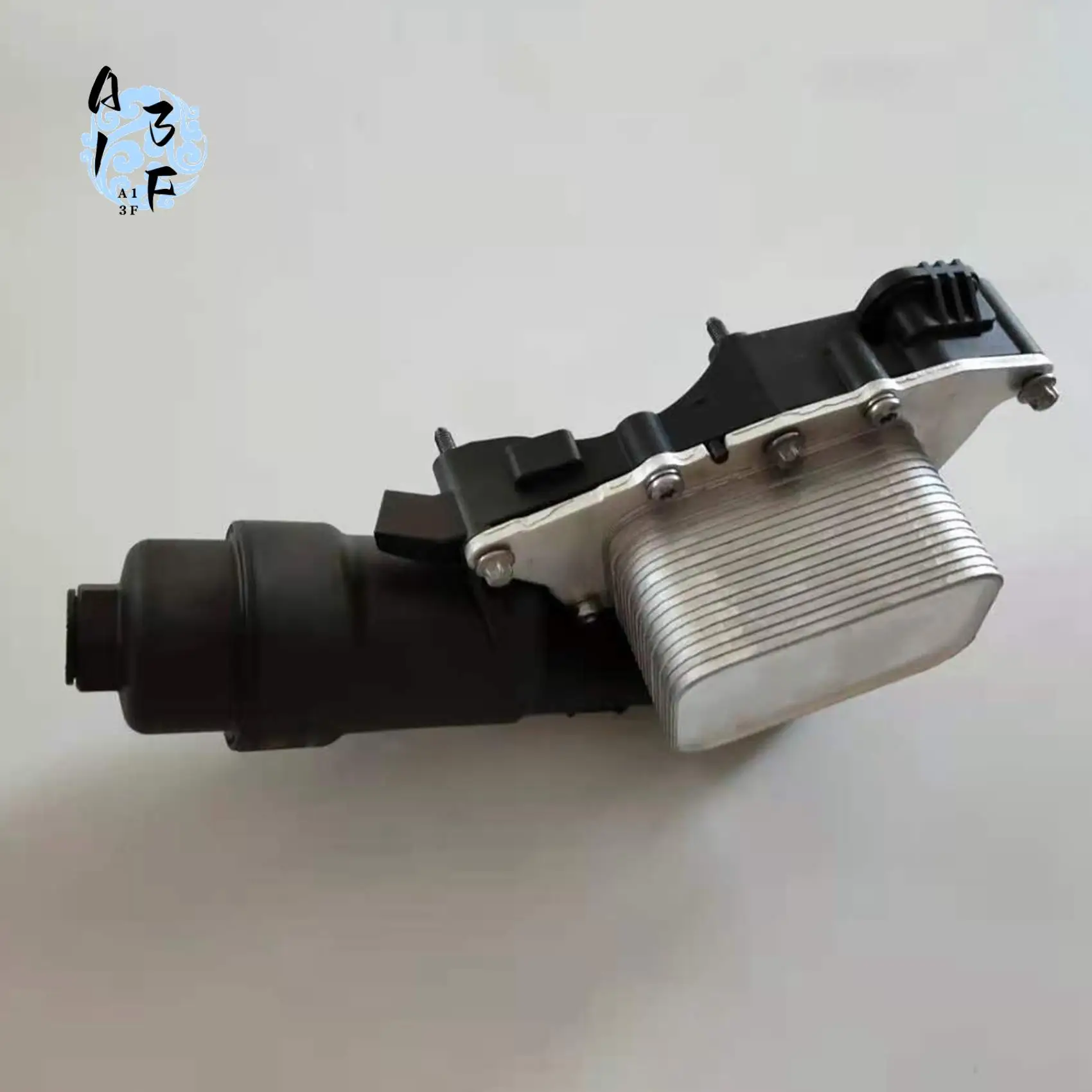 

A13F-масляный радиатор в сборе 11428585235 для BMW 2 серии F45 F46 X1 F48 X2 F39 MINI F56 MINI F55 Clubman F54