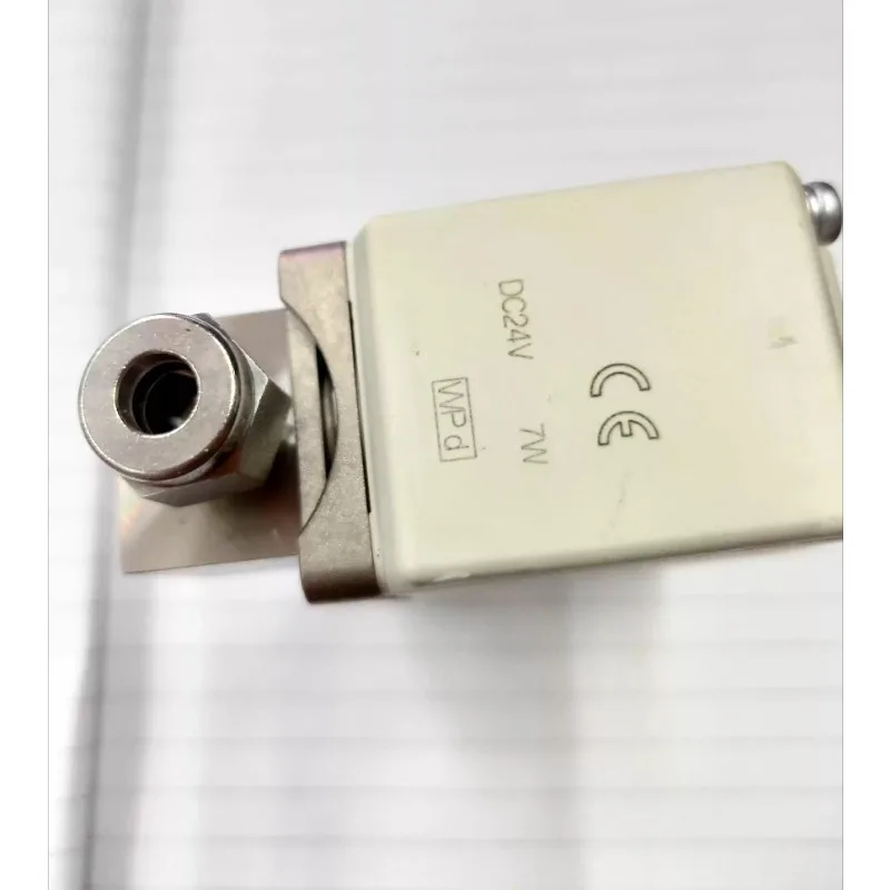

Parts for SMC Stainless Steel Solenoid Valve XSA2-22S-5DL2-A