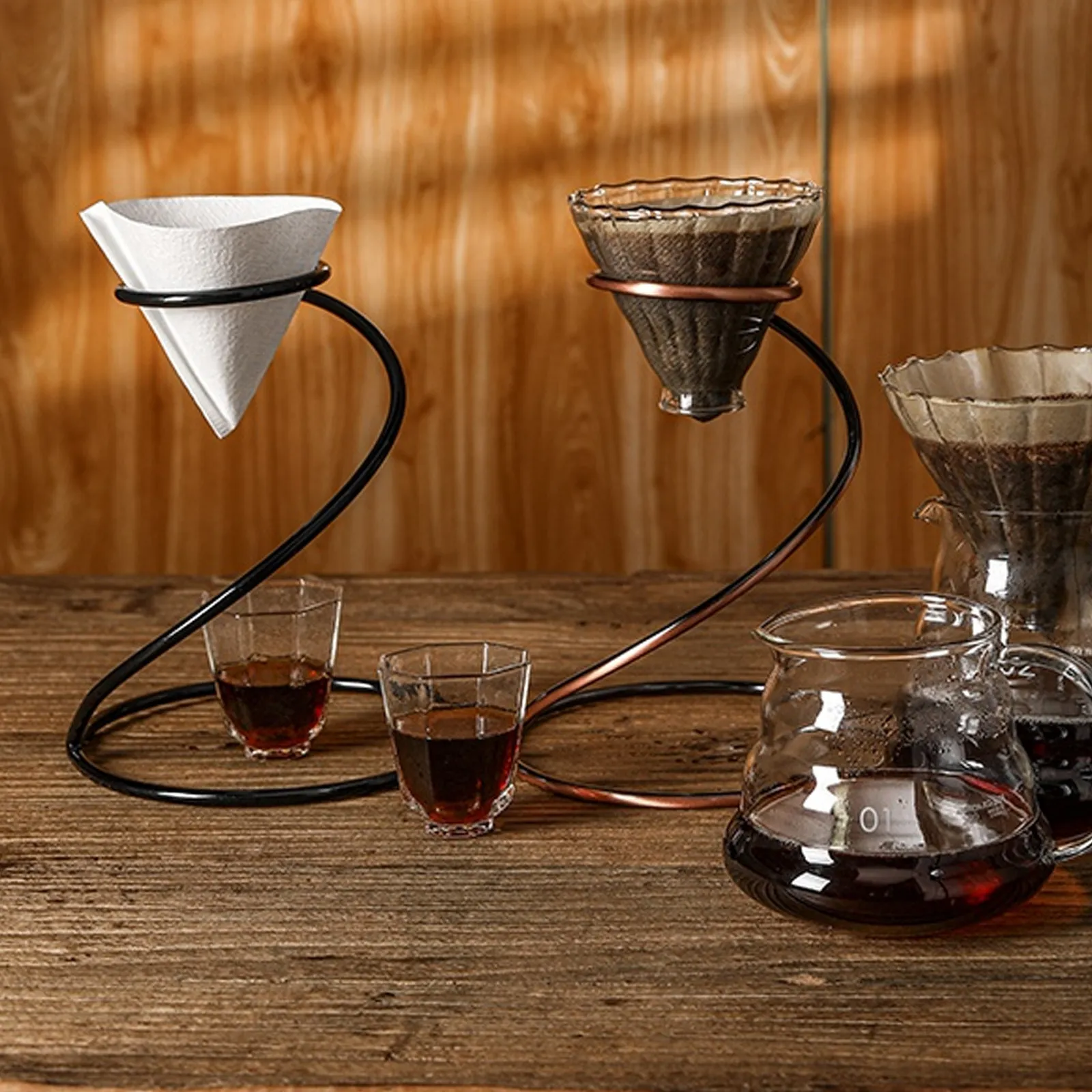 

1Pcs Black Snake Shape Coffee Dripper Stand Iron Filter Cup Holder Practical Coffee Accessory for Household Brewing