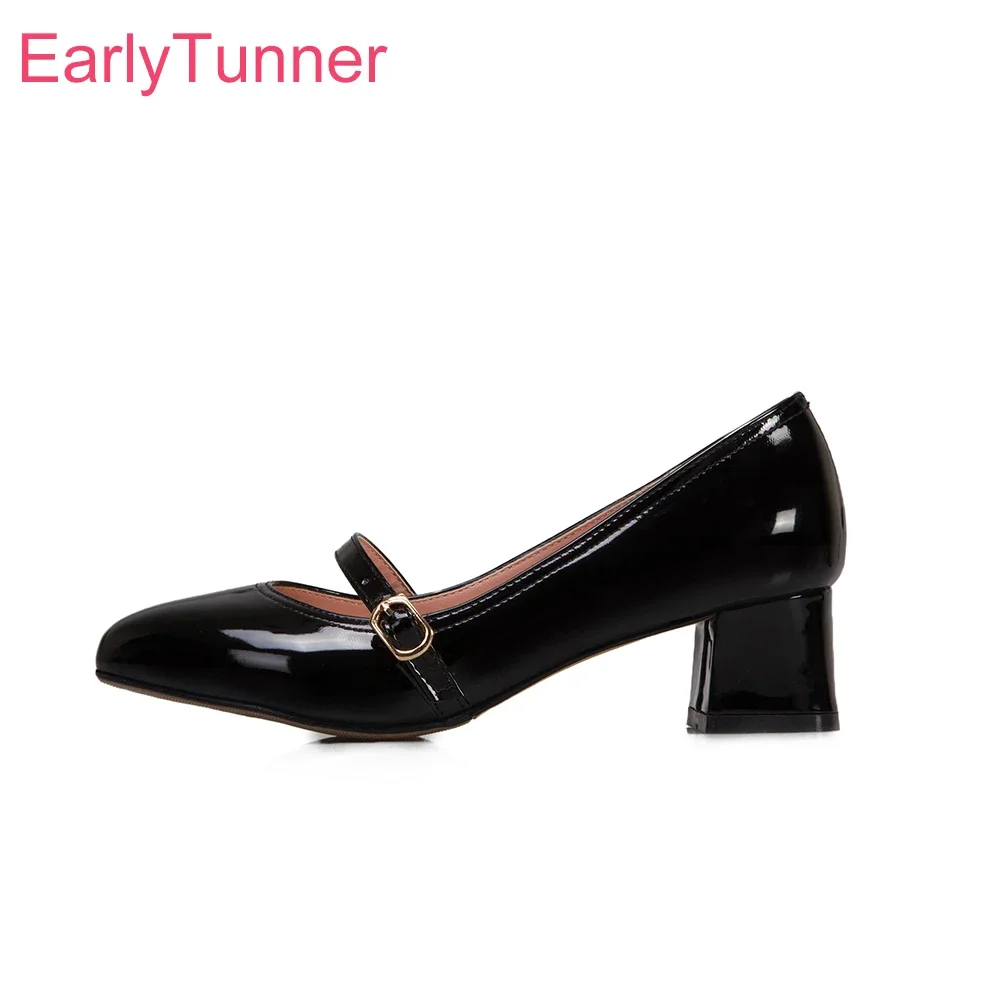 

Совершенно новые милые черно-белые женские повседневные туфли-лодочки с круглым носком на среднем каблуке, школьная женская обувь плюс маленький большой размер 12, 30, 43 45, 47