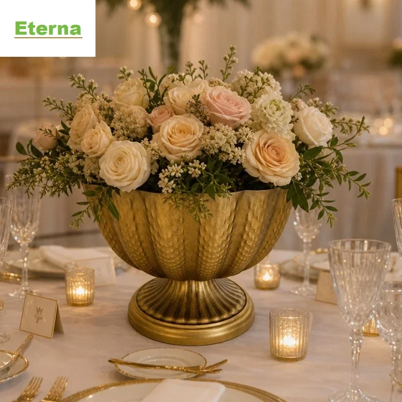 Vintage Gold Vase, Rustic Hammered Metal Flower Pot, Decorative Pedestal Urn Planter for Wedding Table Centerpiece Home Decor
